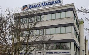 images/UltimeRealizzazioni/Banche/BancaMacerata.jpg